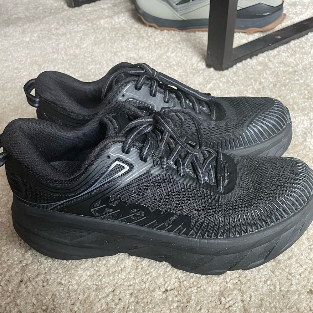 Hoka Bondi